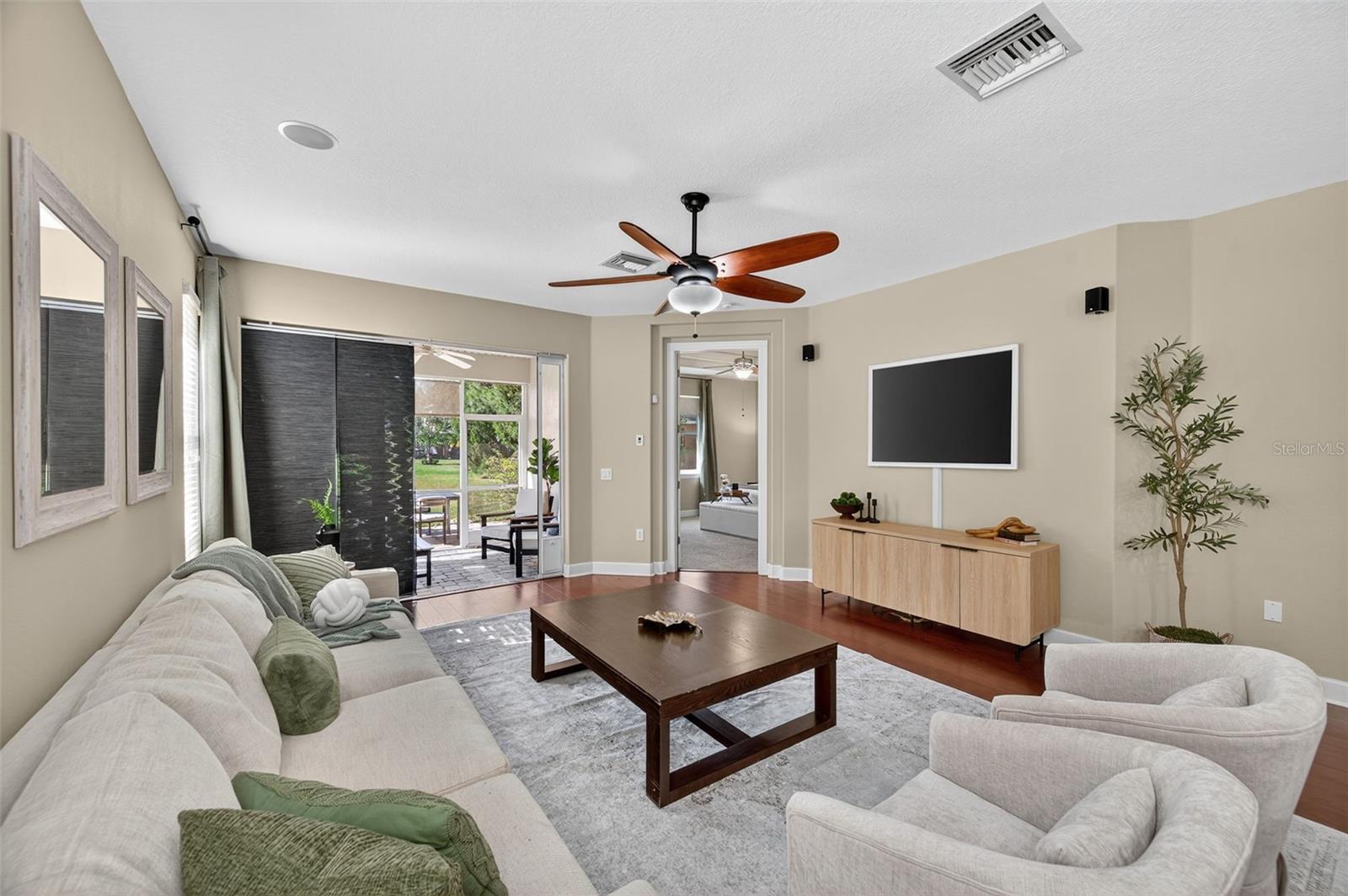 Image 18 of 63 For 7710 Tuscany Woods Drive