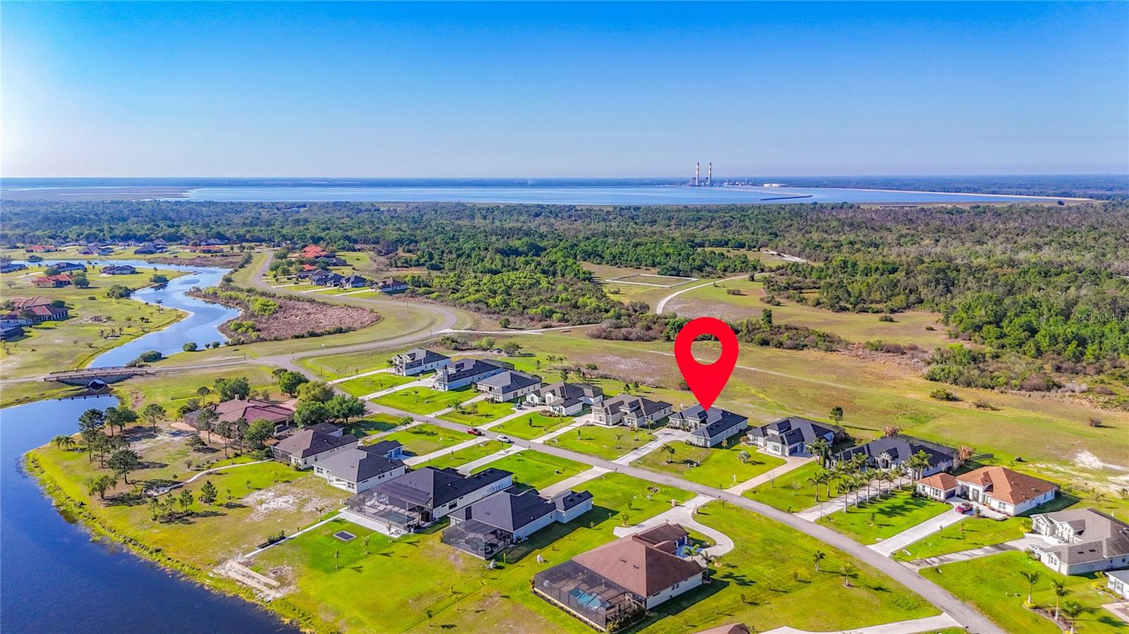 Listing photo id 63 for 5216 Lake Venice Drive