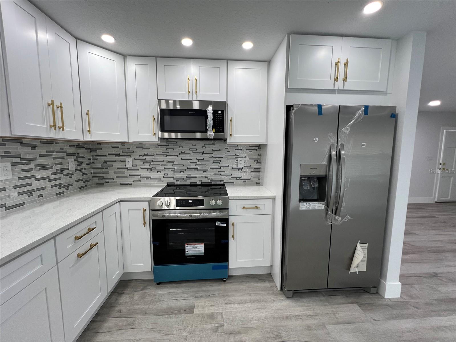 Listing photo id 23 for 4210 River Hills Drive