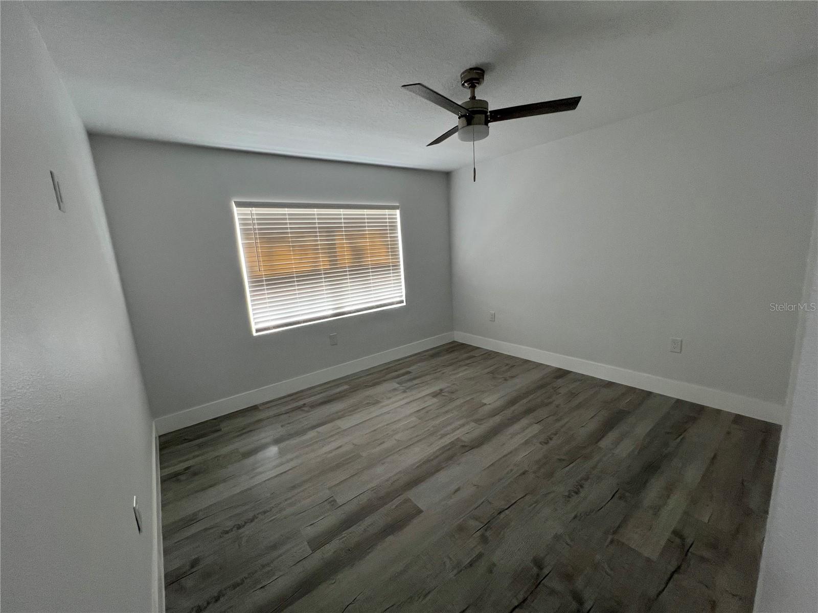 Listing photo id 6 for 4210 River Hills Drive