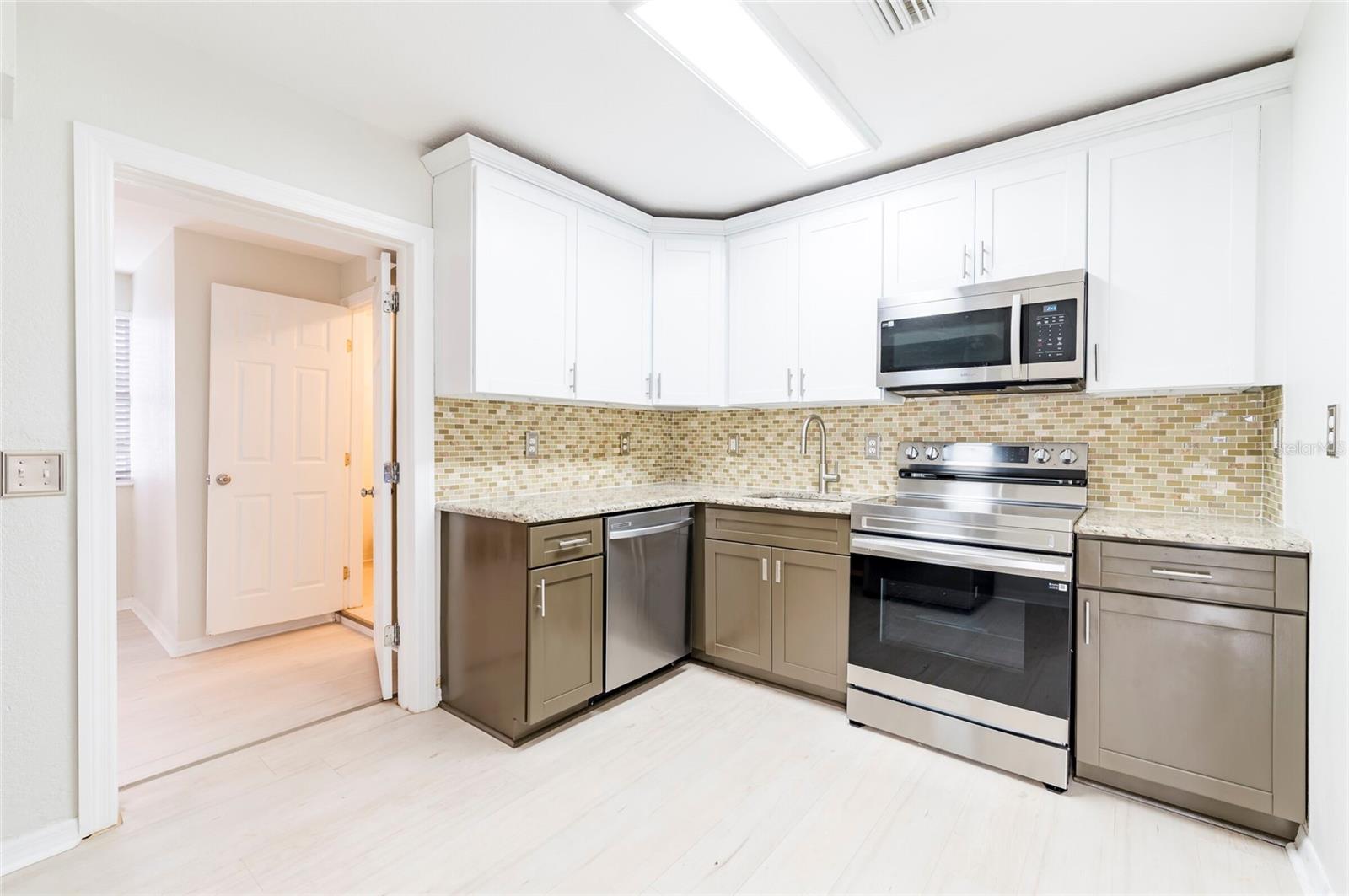 Image 9 of 15 For 6699 78th Avenue N