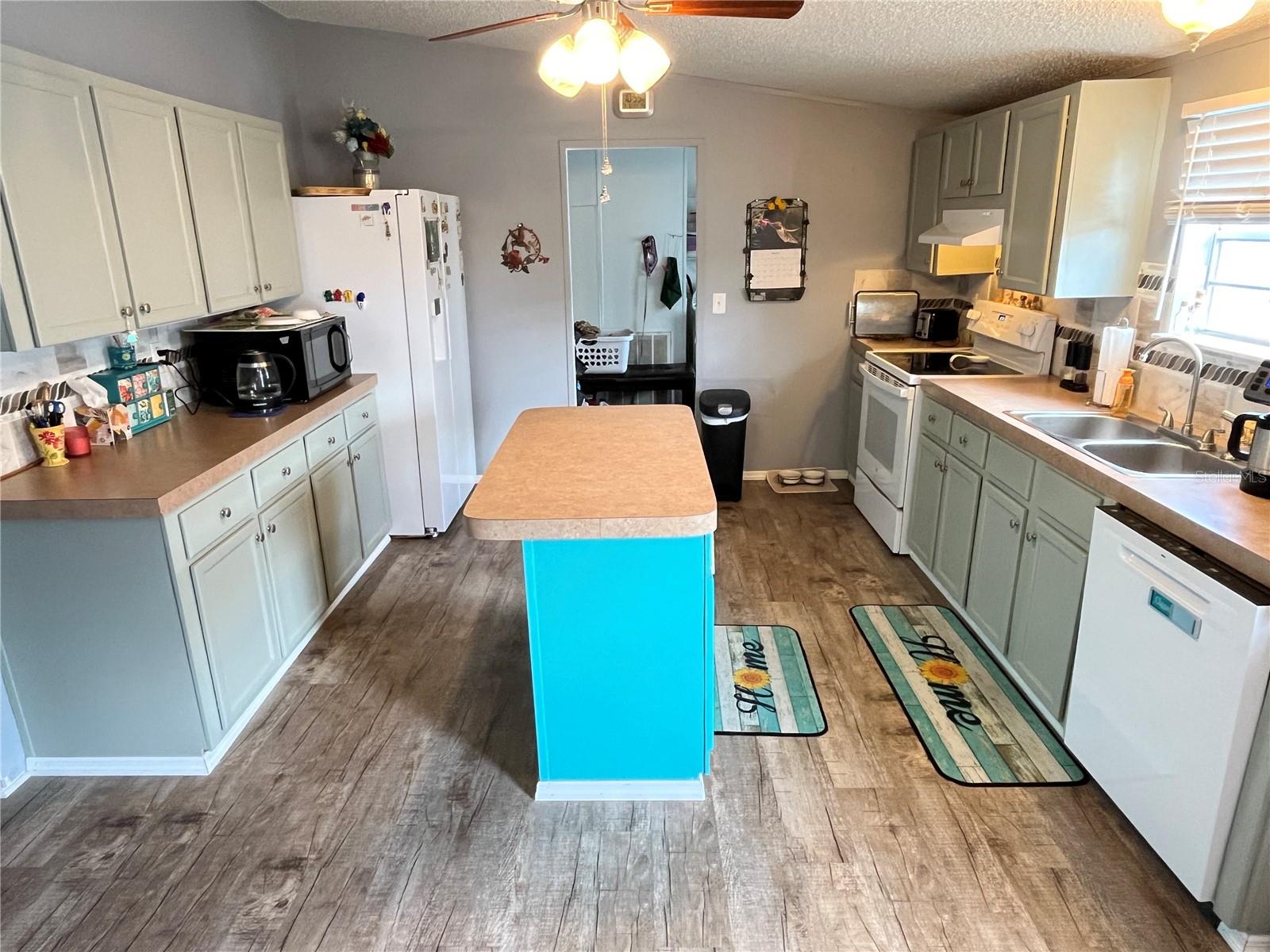 Image 15 of 50 For 8335 Fantasia Park Way