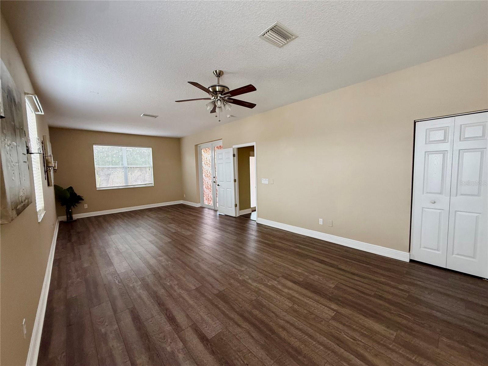 Image 21 of 59 For 11338 Laurel Brook Court