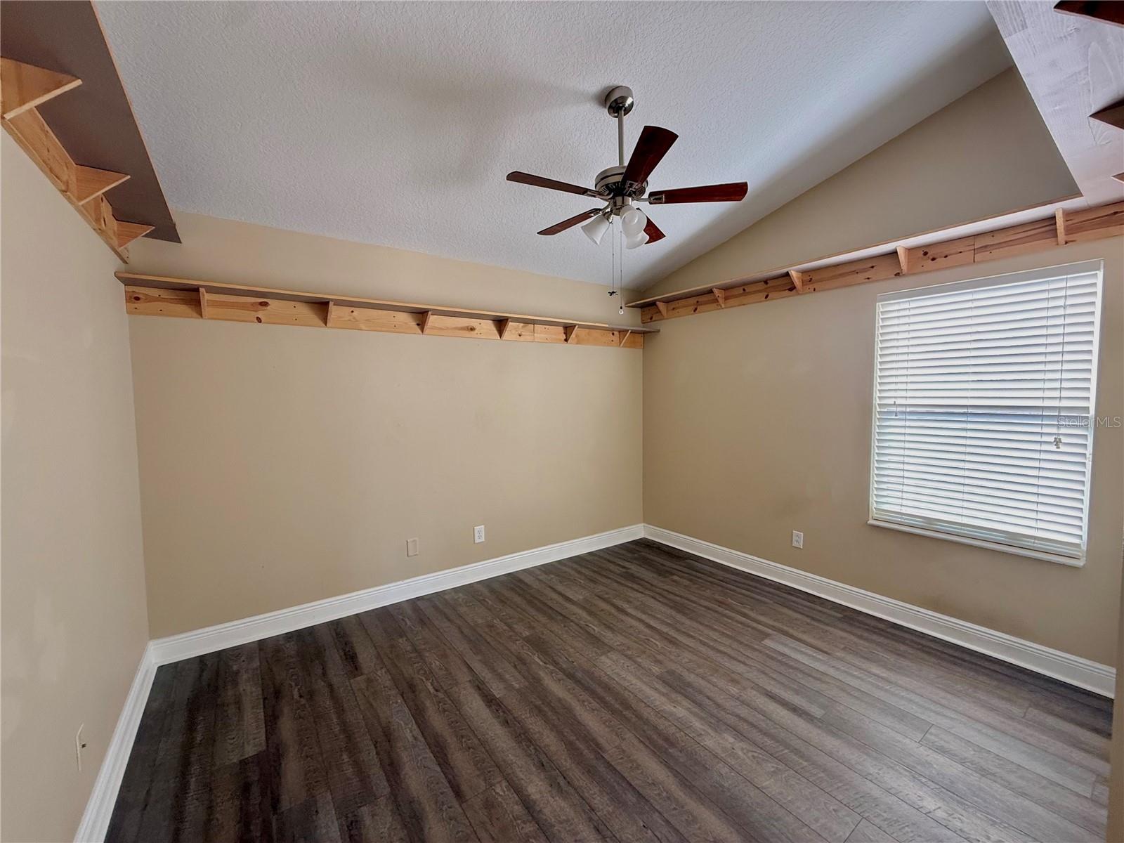 Image 34 of 59 For 11338 Laurel Brook Court