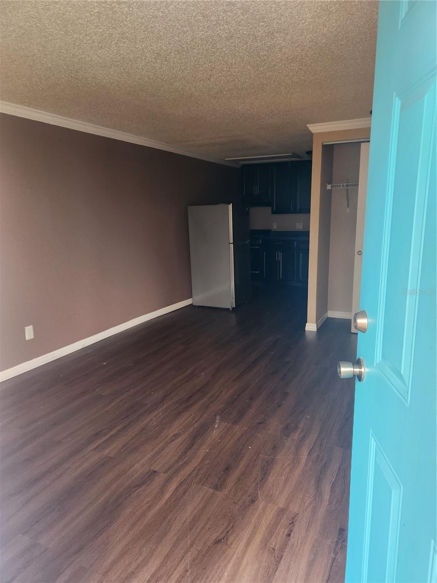 Image 2 of 6 For 5901 Bryce Lane 5956