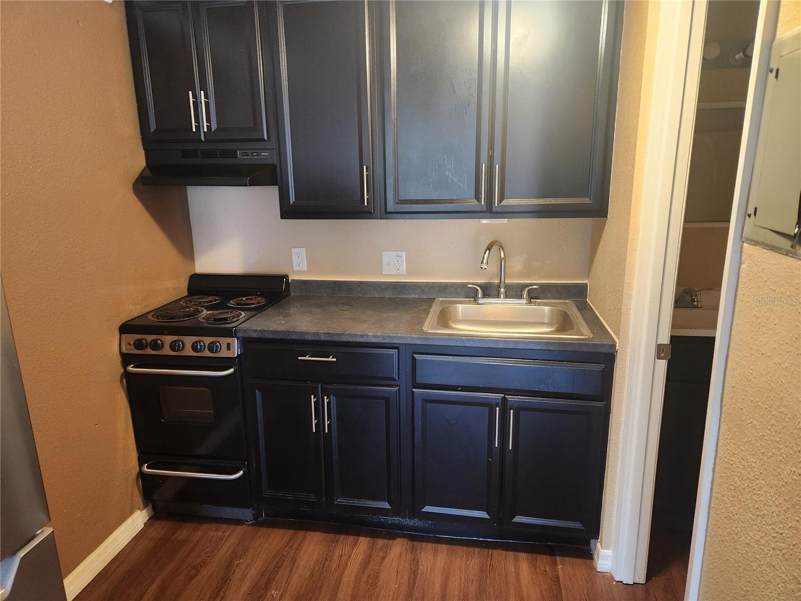 Image 4 of 6 For 5901 Bryce Lane 5956