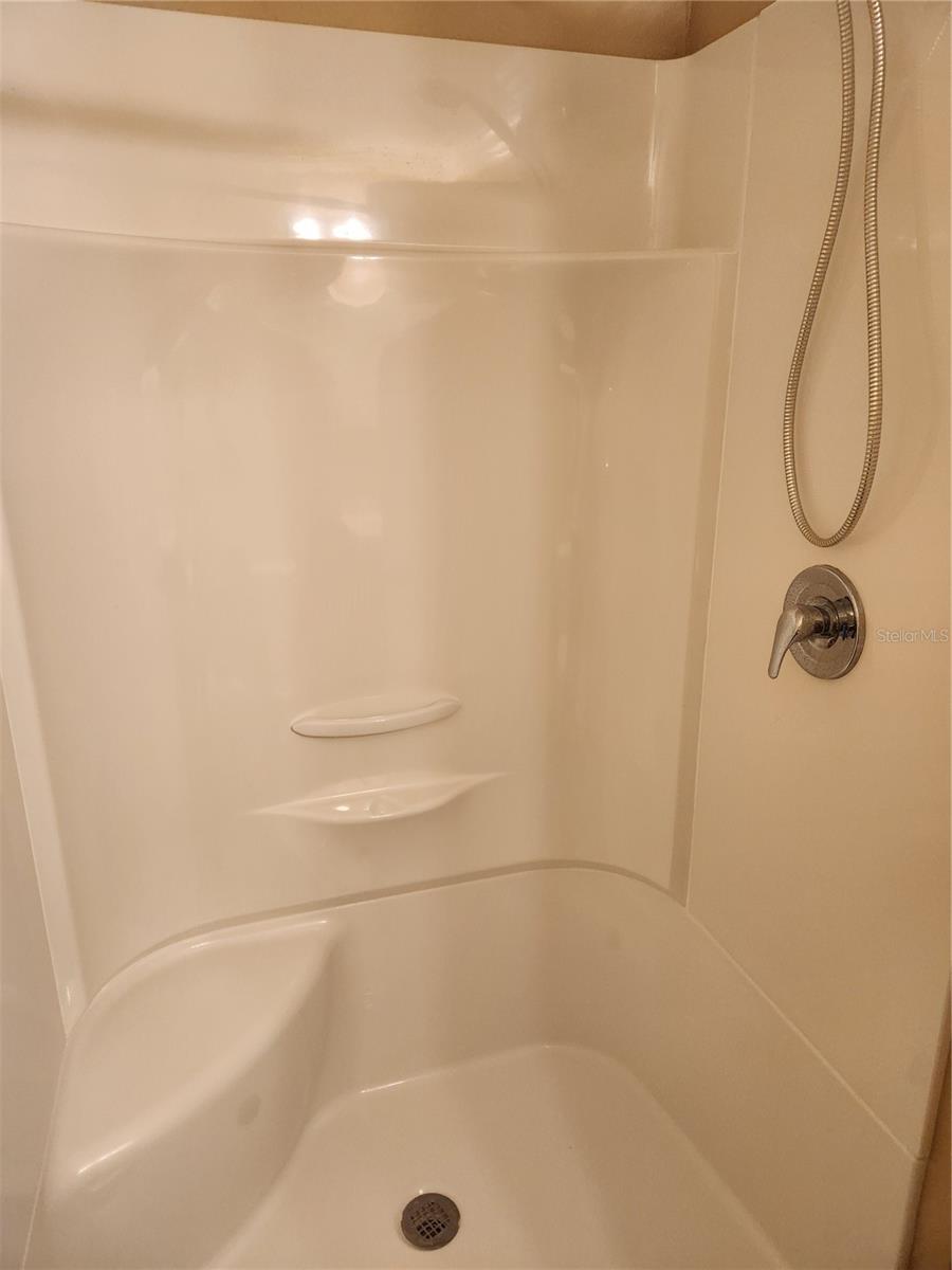 Image 6 of 6 For 5901 Bryce Lane 5956