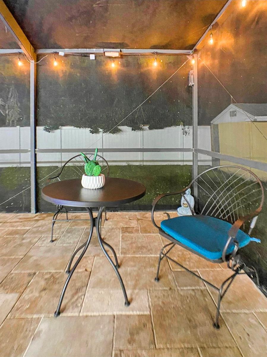 Listing photo id 28 for 7907 Hiawatha Street