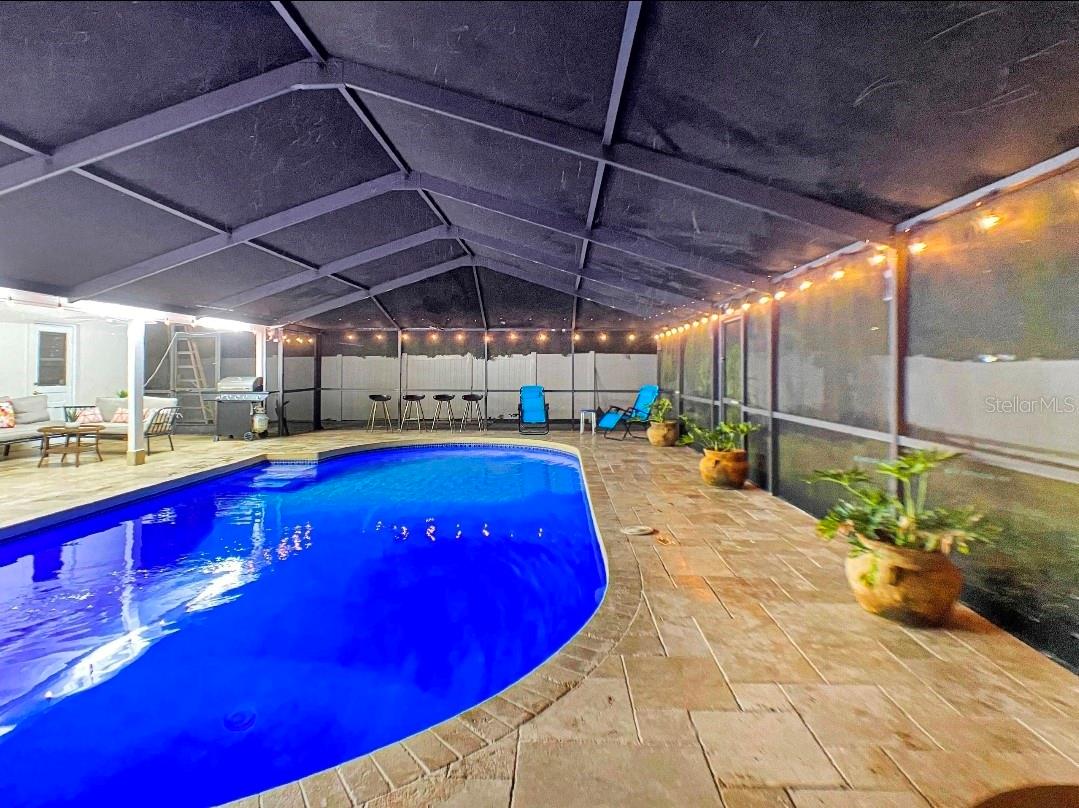 Listing photo id 29 for 7907 Hiawatha Street