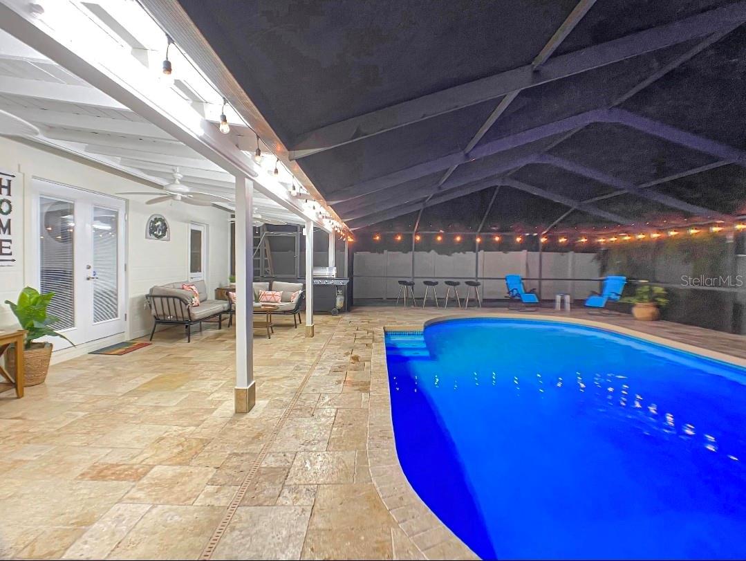 Listing photo id 31 for 7907 Hiawatha Street