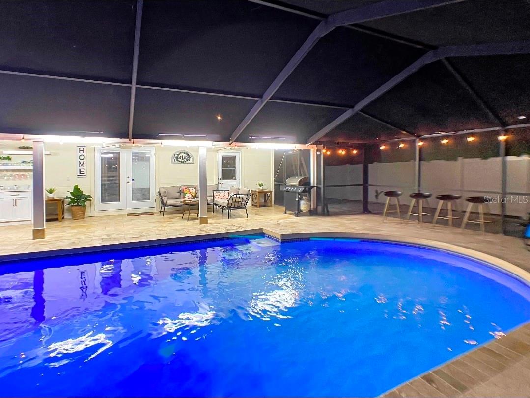 Listing photo id 33 for 7907 Hiawatha Street