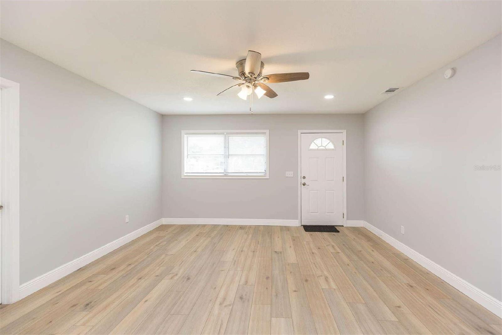 Image 5 of 9 For 7518 New Jersy Avenue A