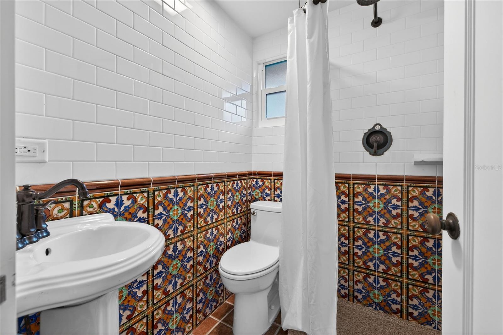 Image 21 of 32 For 745 16th Avenue Ne