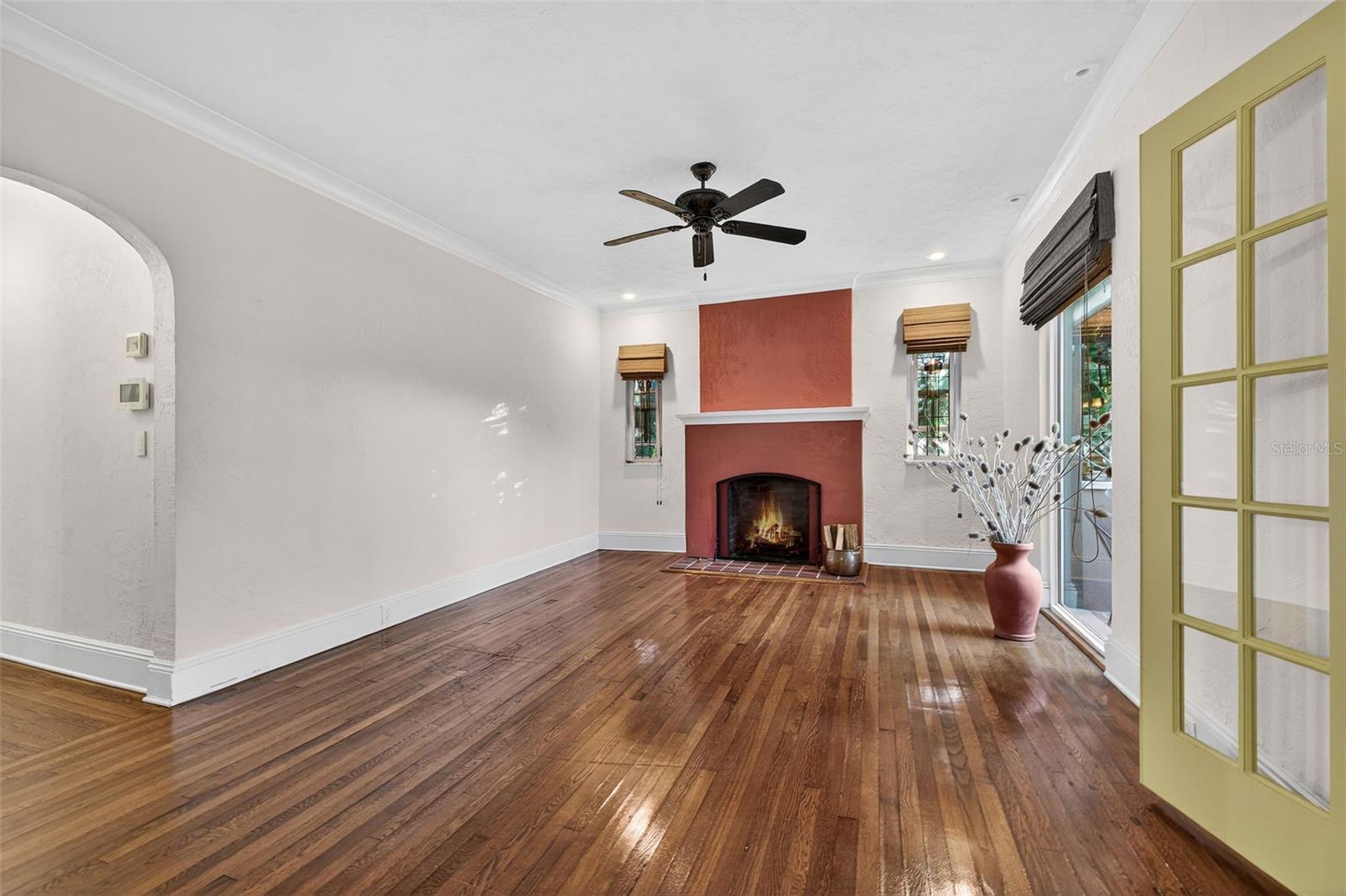 Image 5 of 32 For 745 16th Avenue Ne