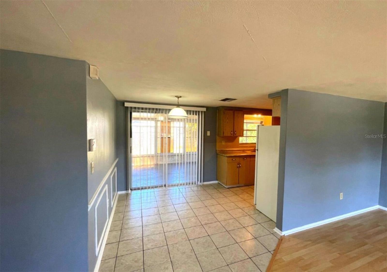 Image 3 of 12 For 7335 Ashwood Drive