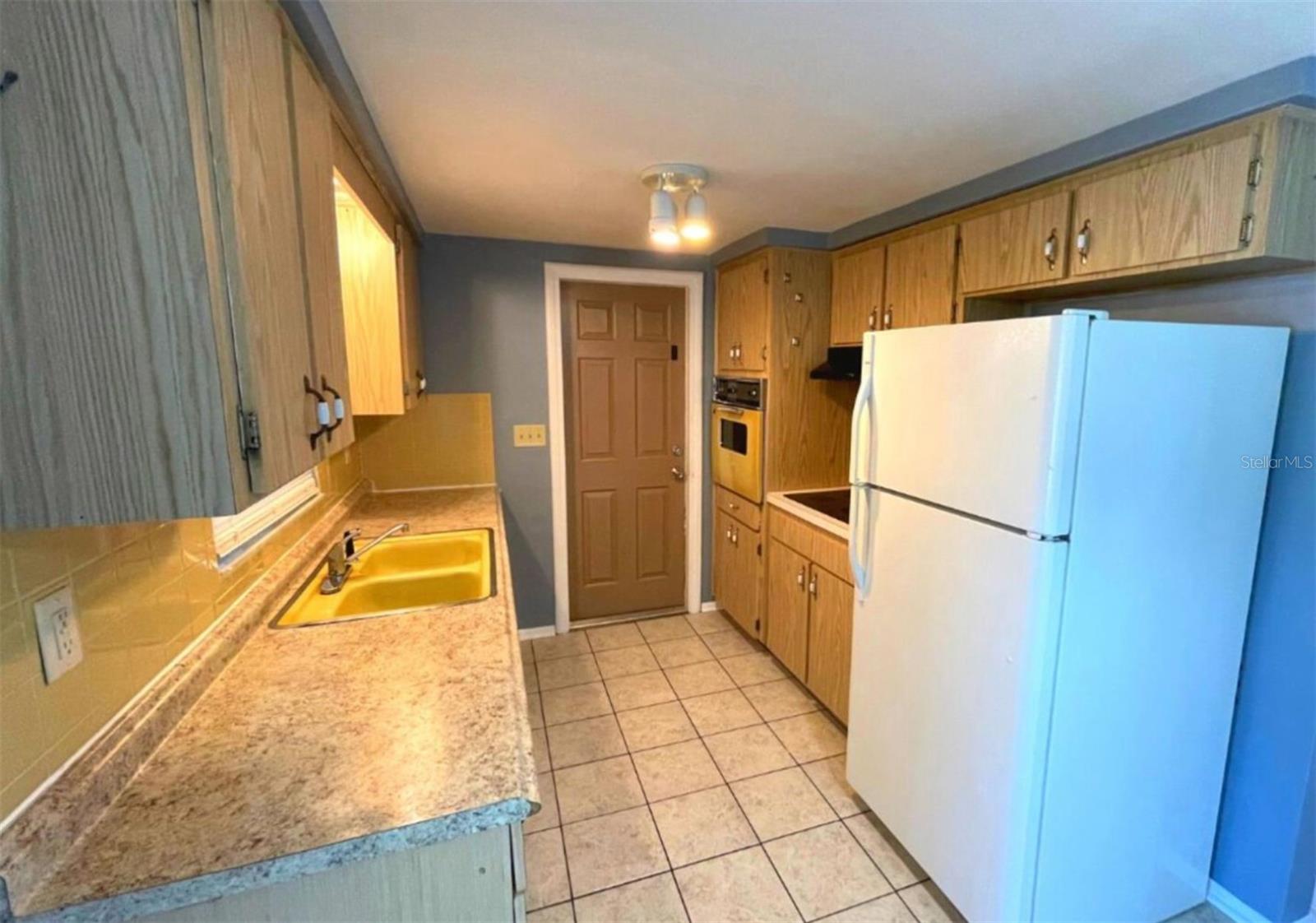 Image 4 of 12 For 7335 Ashwood Drive