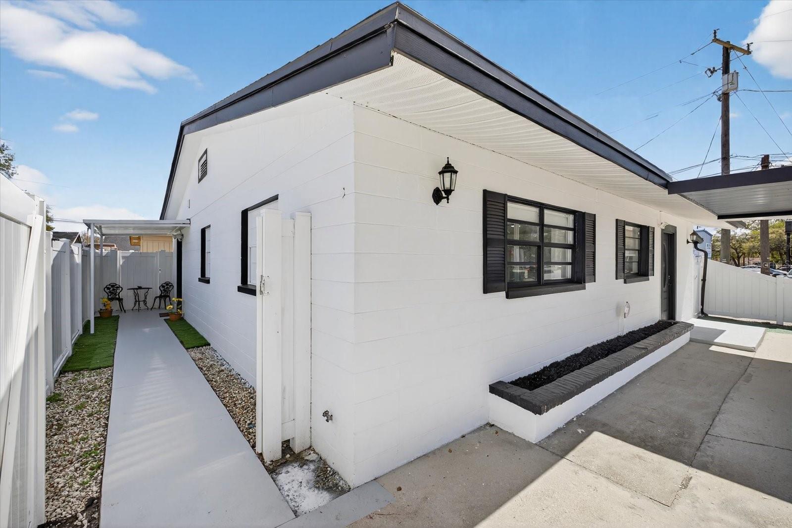 Image 35 of 39 For 5407 Rosemont Avenue