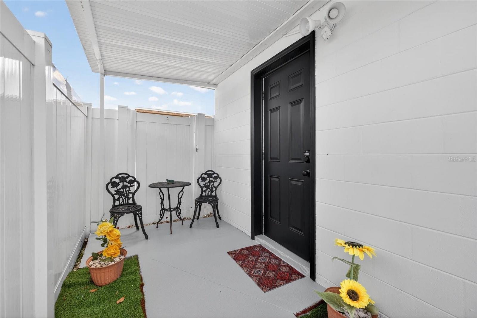 Image 5 of 39 For 5407 Rosemont Avenue