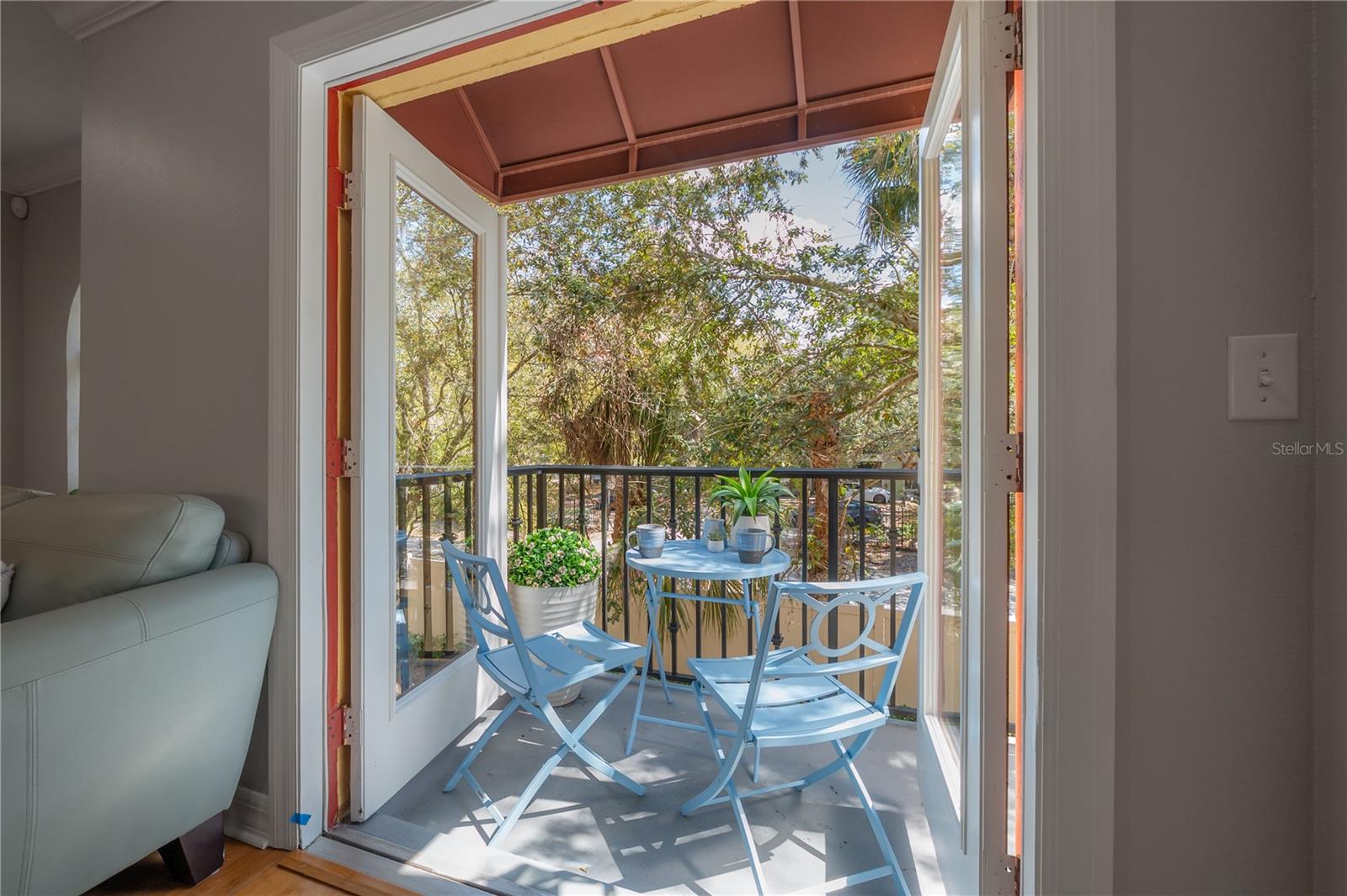 Image 18 of 51 For 3308 Las Campos Place