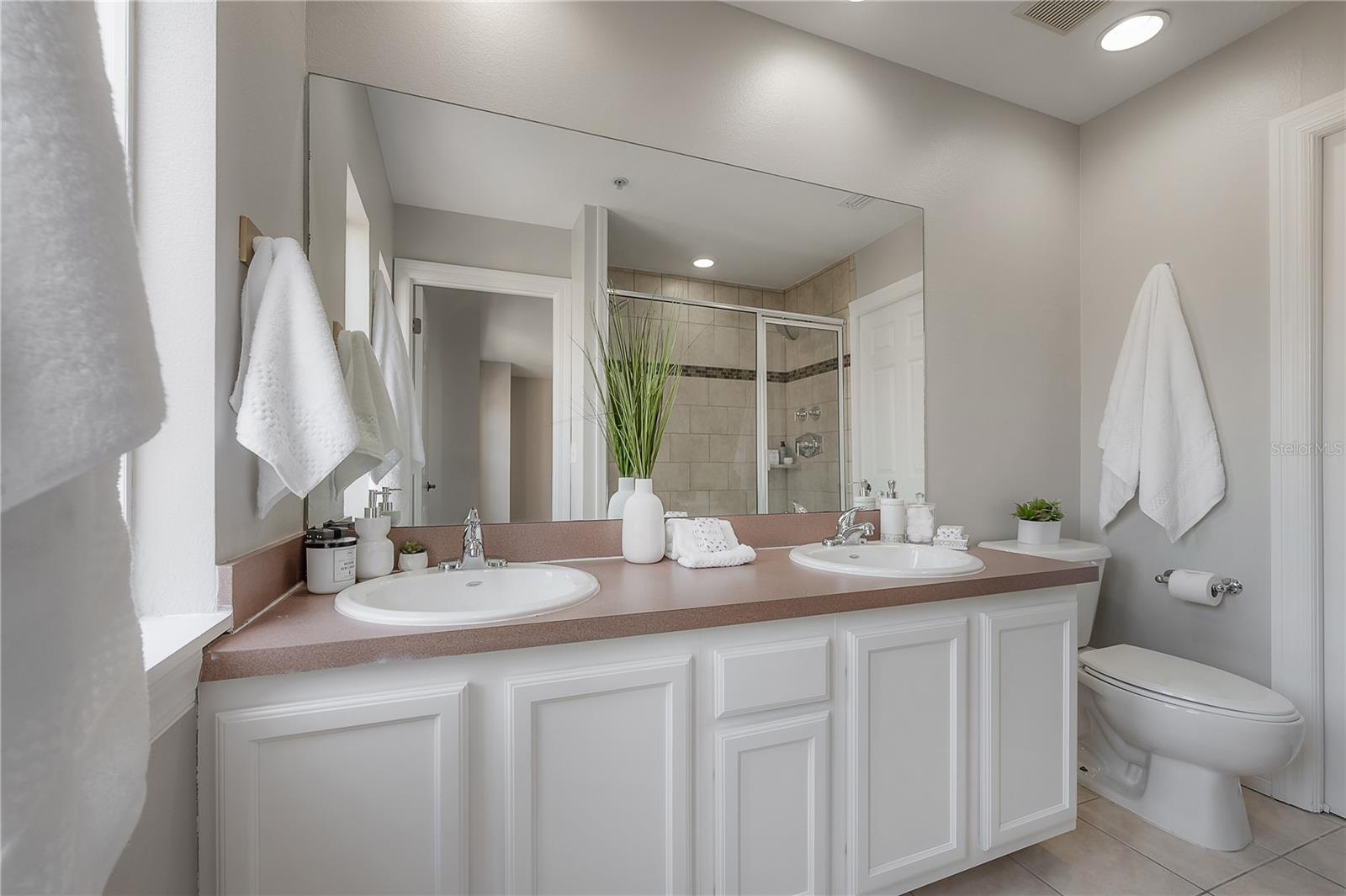 Image 31 of 51 For 3308 Las Campos Place