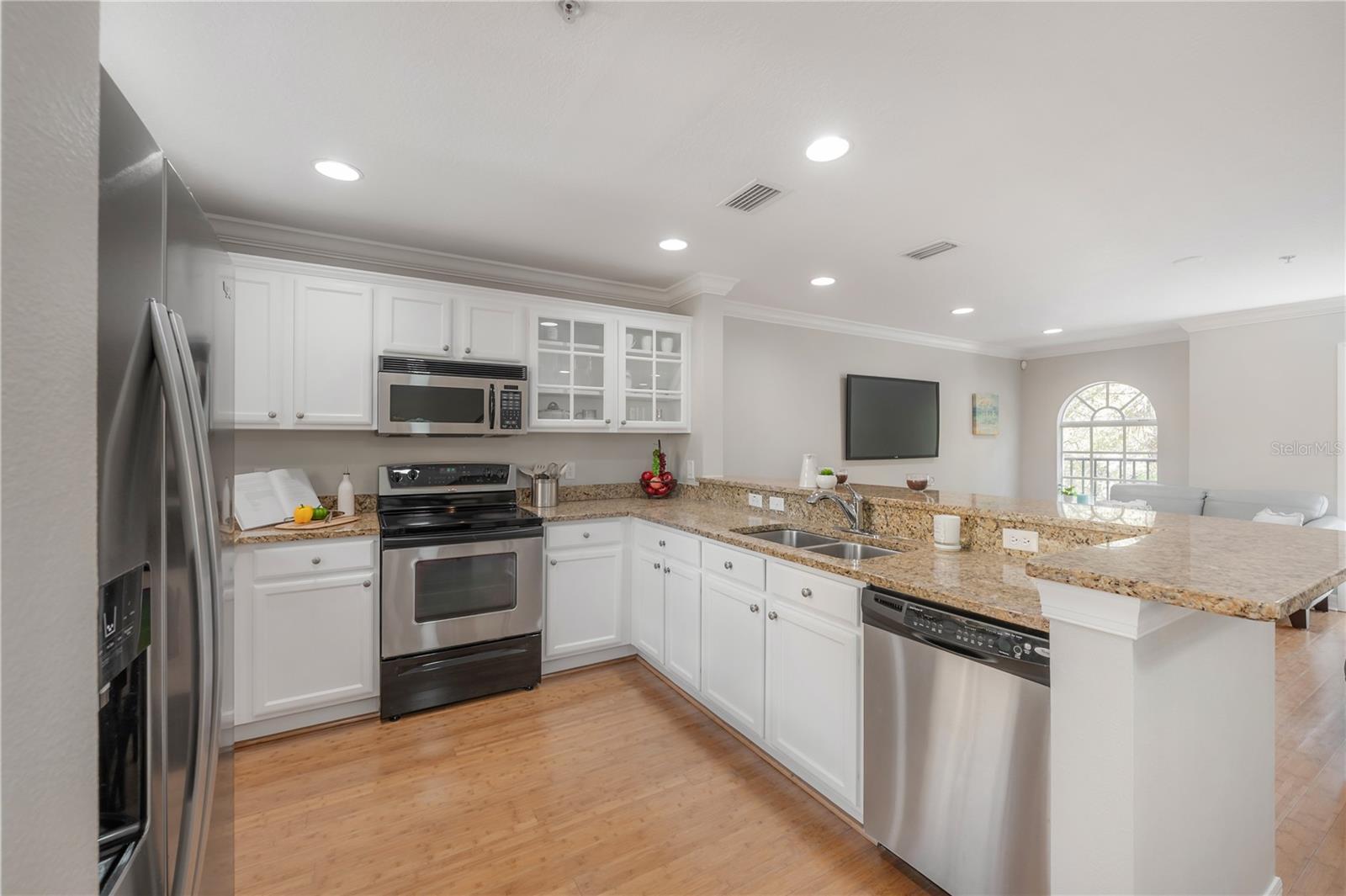 Image 8 of 51 For 3308 Las Campos Place