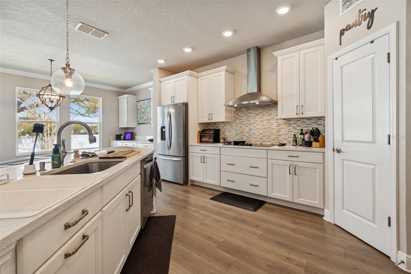 Image 19 of 78 For 2407 Carmen Street