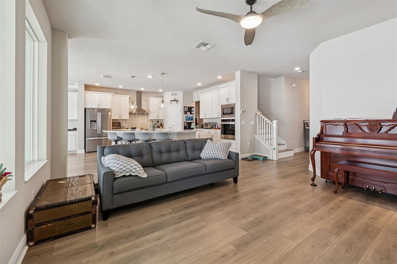 Image 23 of 78 For 2407 Carmen Street