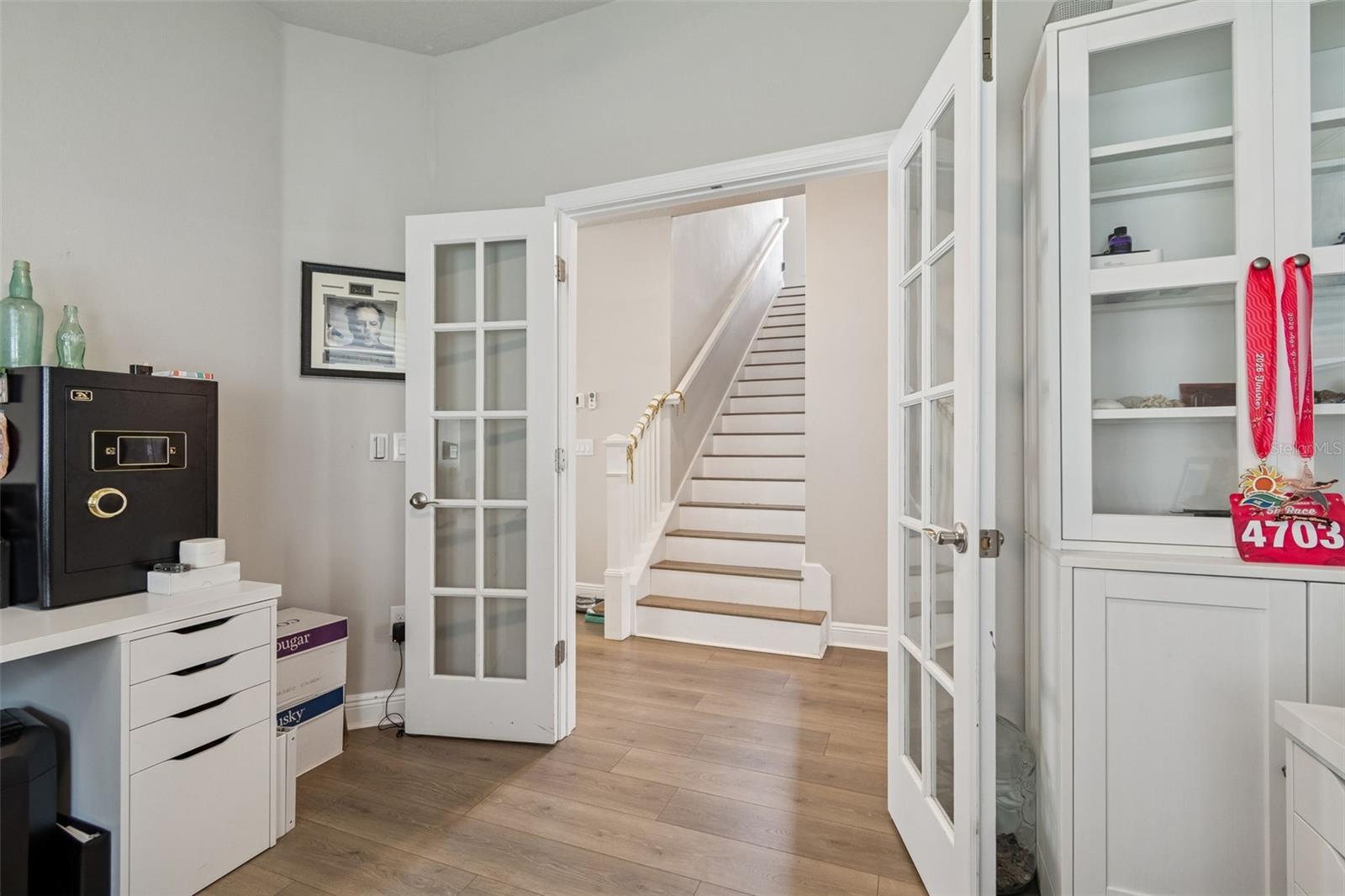 Image 33 of 78 For 2407 Carmen Street