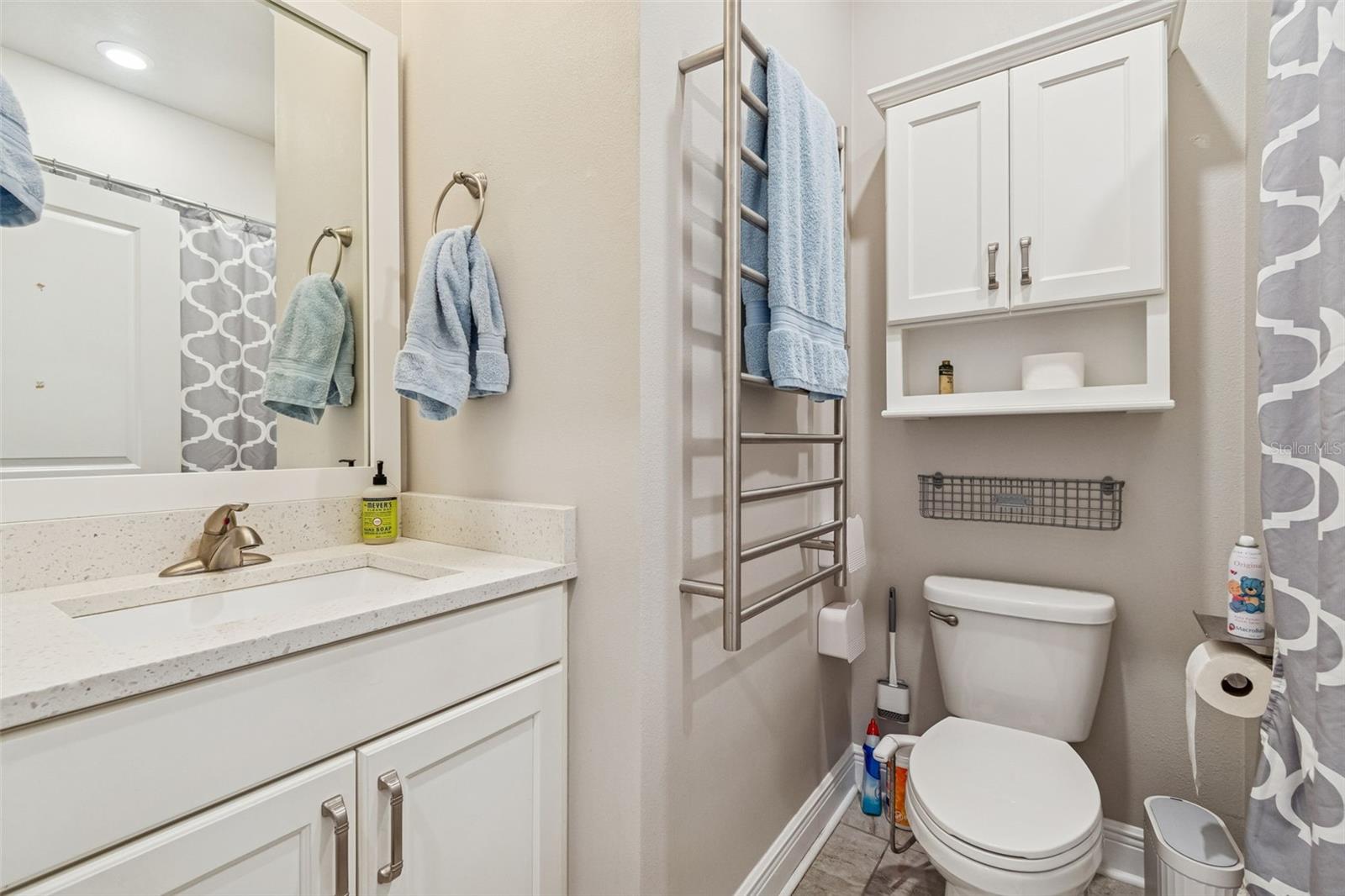 Image 34 of 78 For 2407 Carmen Street