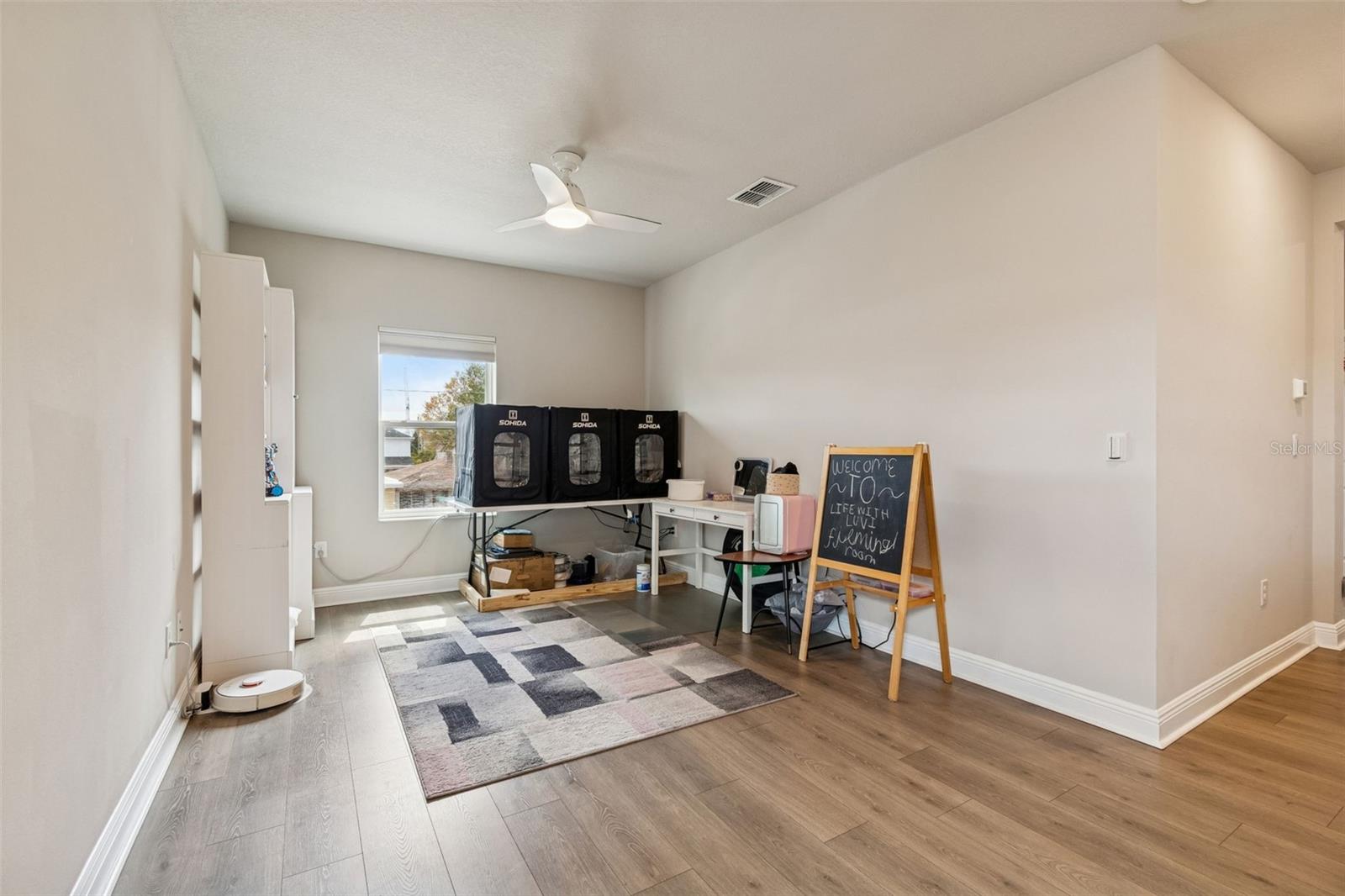 Image 47 of 78 For 2407 Carmen Street