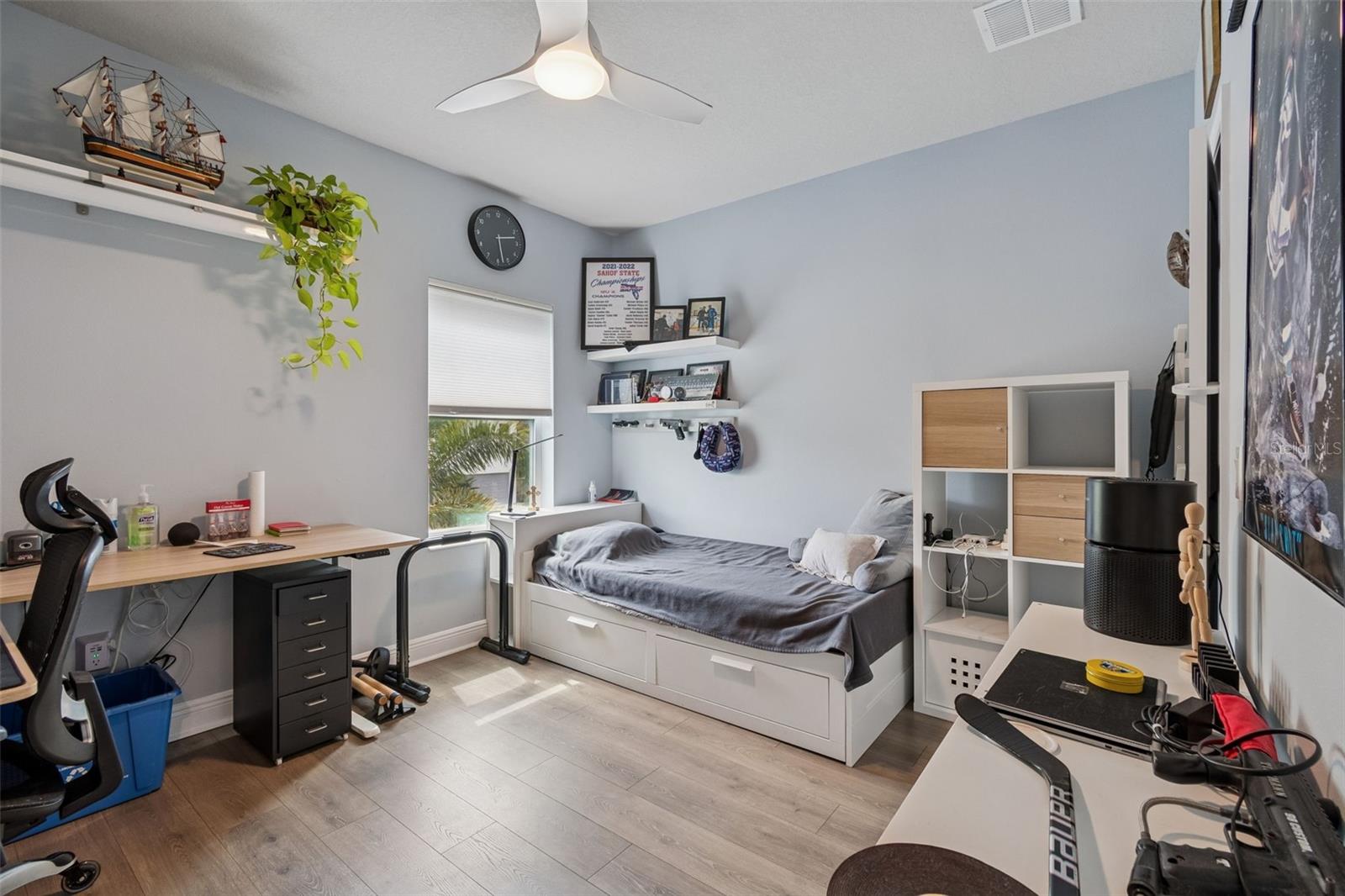 Image 50 of 78 For 2407 Carmen Street