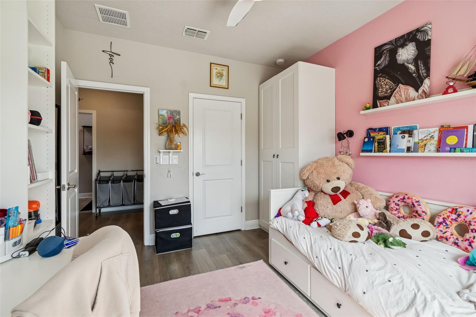 Image 54 of 78 For 2407 Carmen Street