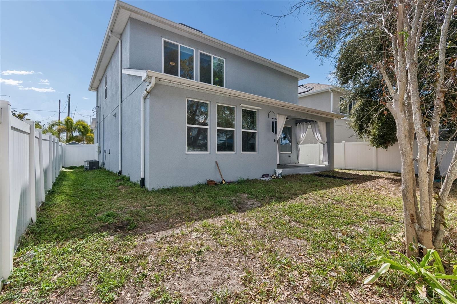 Image 62 of 78 For 2407 Carmen Street