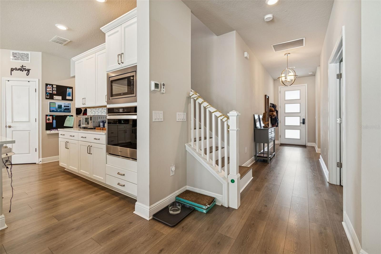 Image 8 of 78 For 2407 Carmen Street