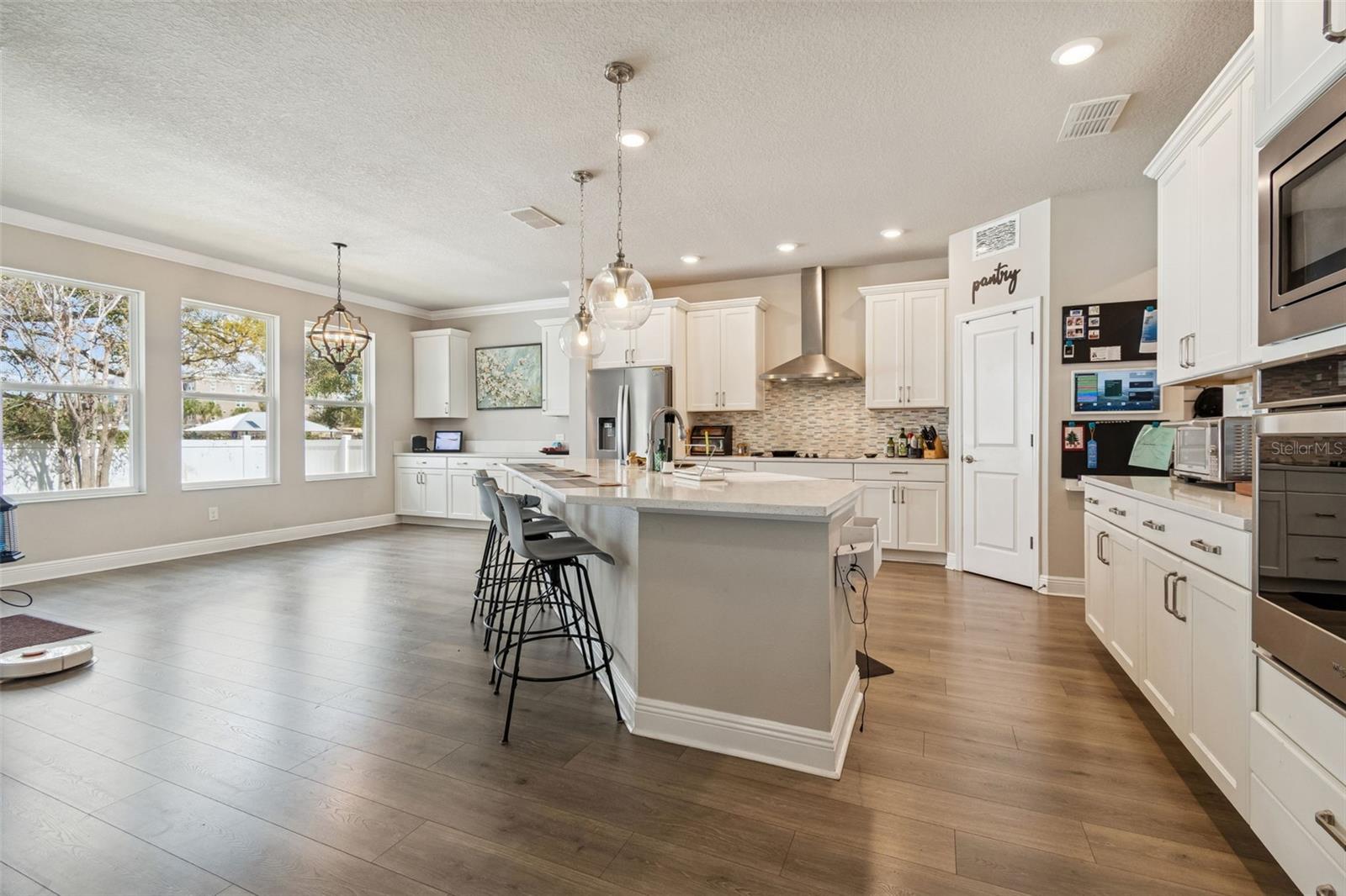 Image 9 of 78 For 2407 Carmen Street