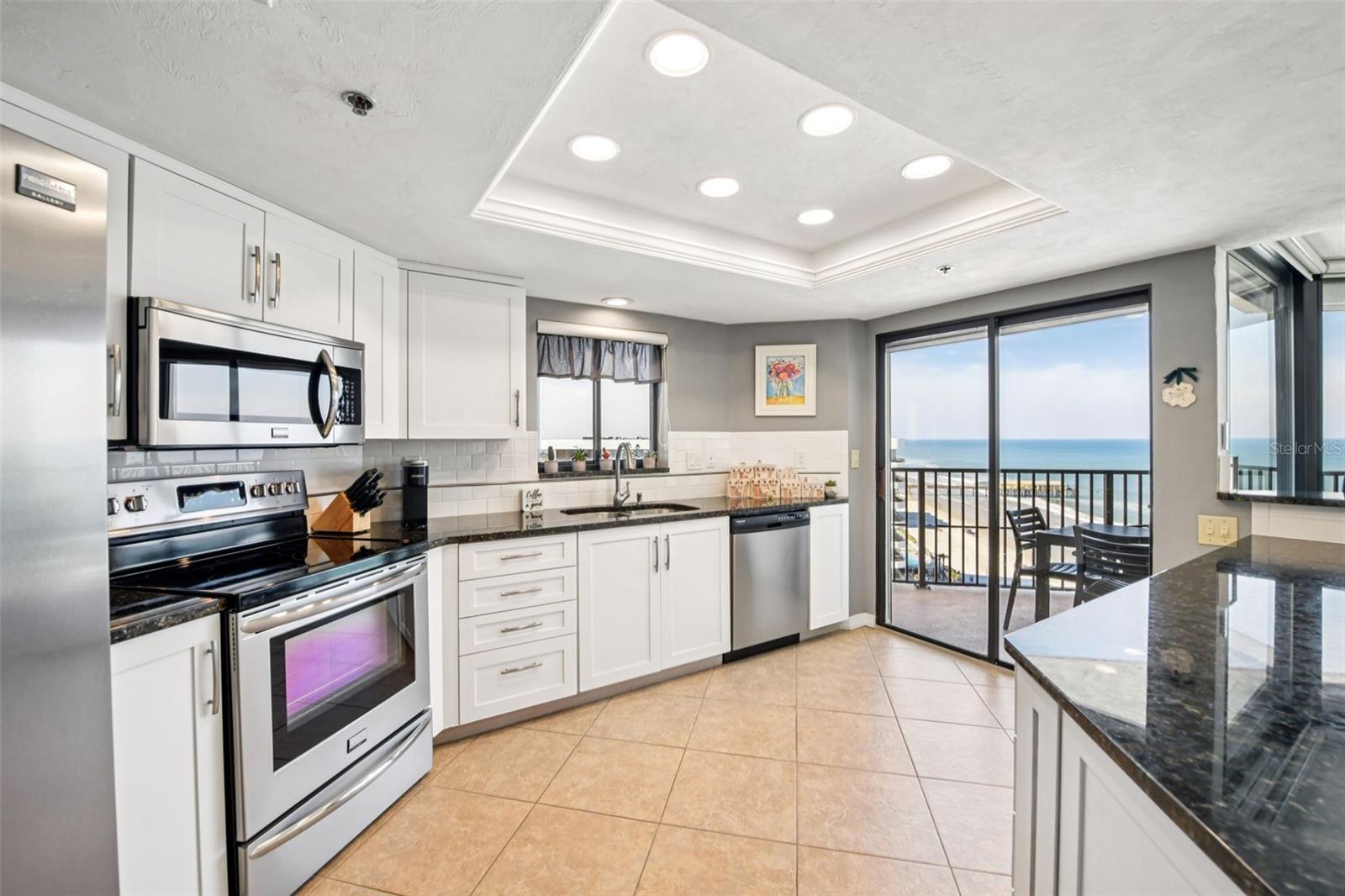 Image 31 of 81 For 3757 Atlantic Avenue 1201