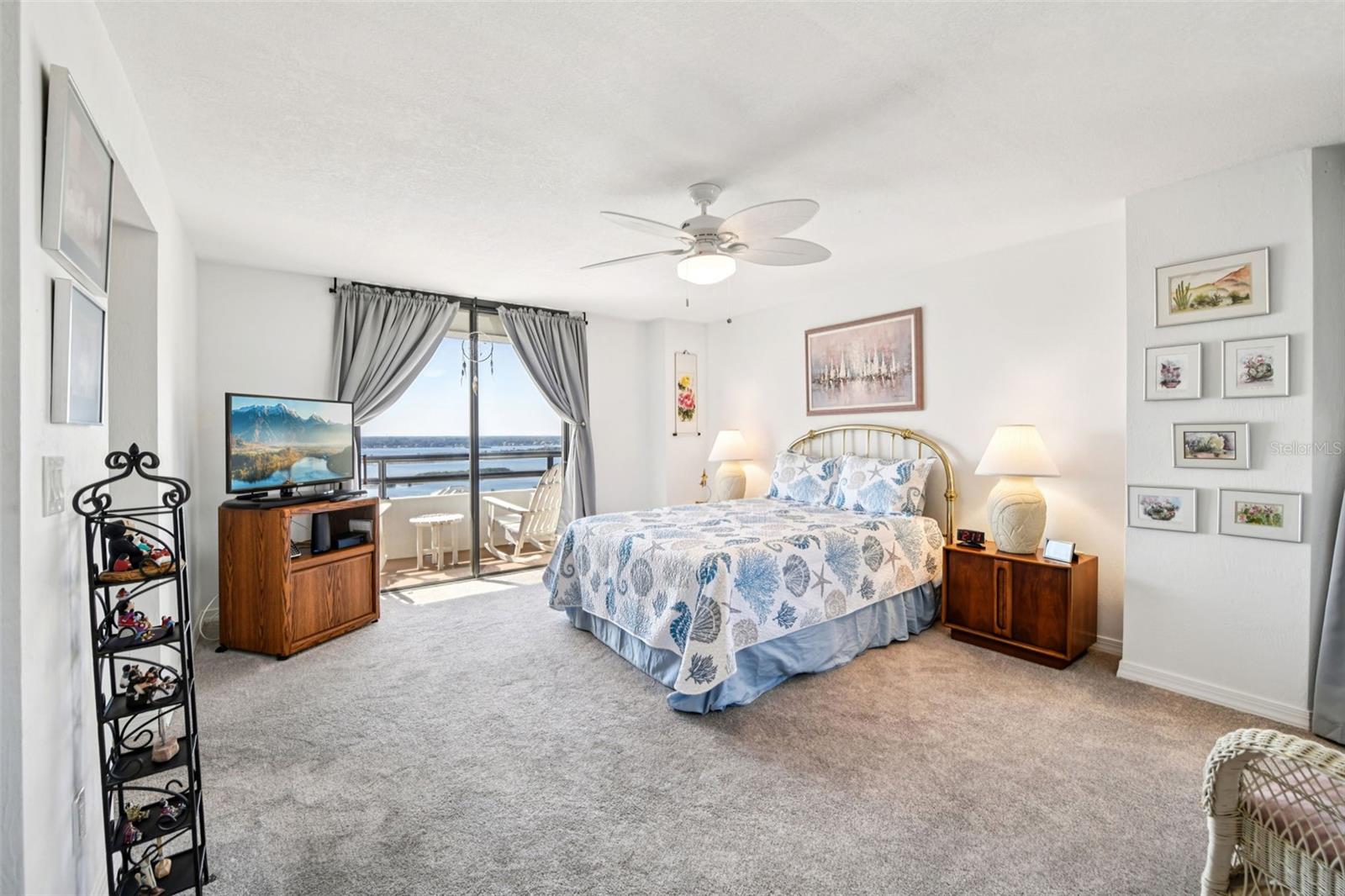 Image 39 of 81 For 3757 Atlantic Avenue 1201