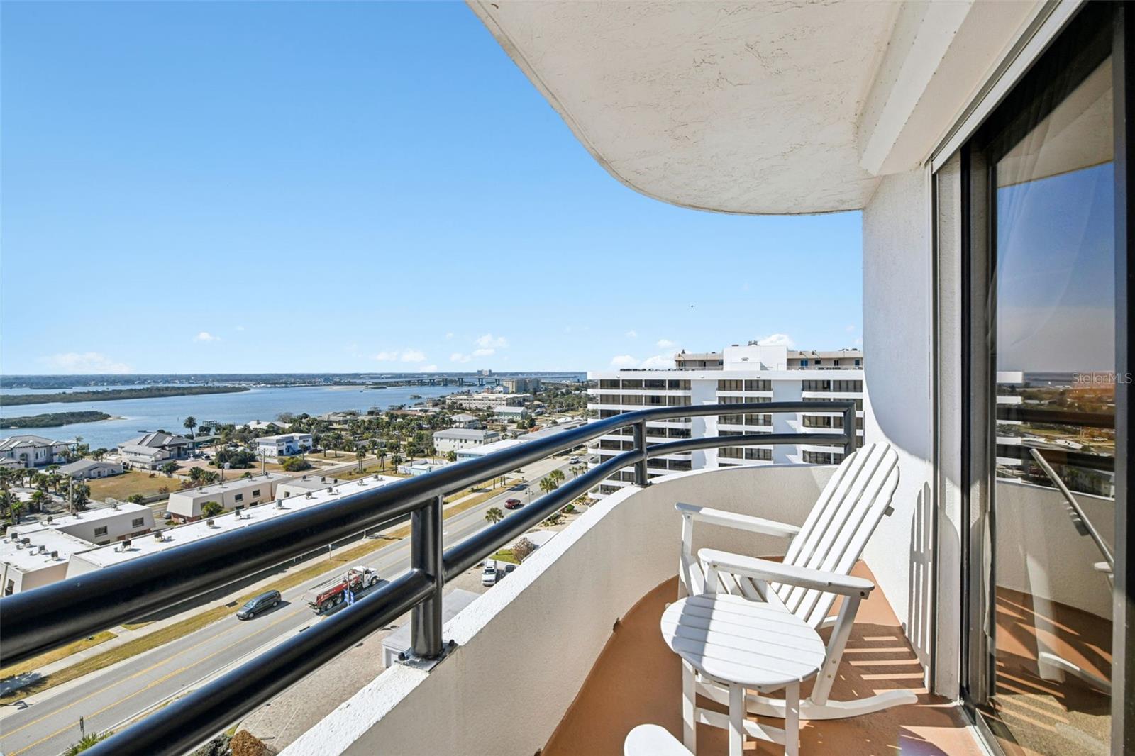 Image 49 of 81 For 3757 Atlantic Avenue 1201