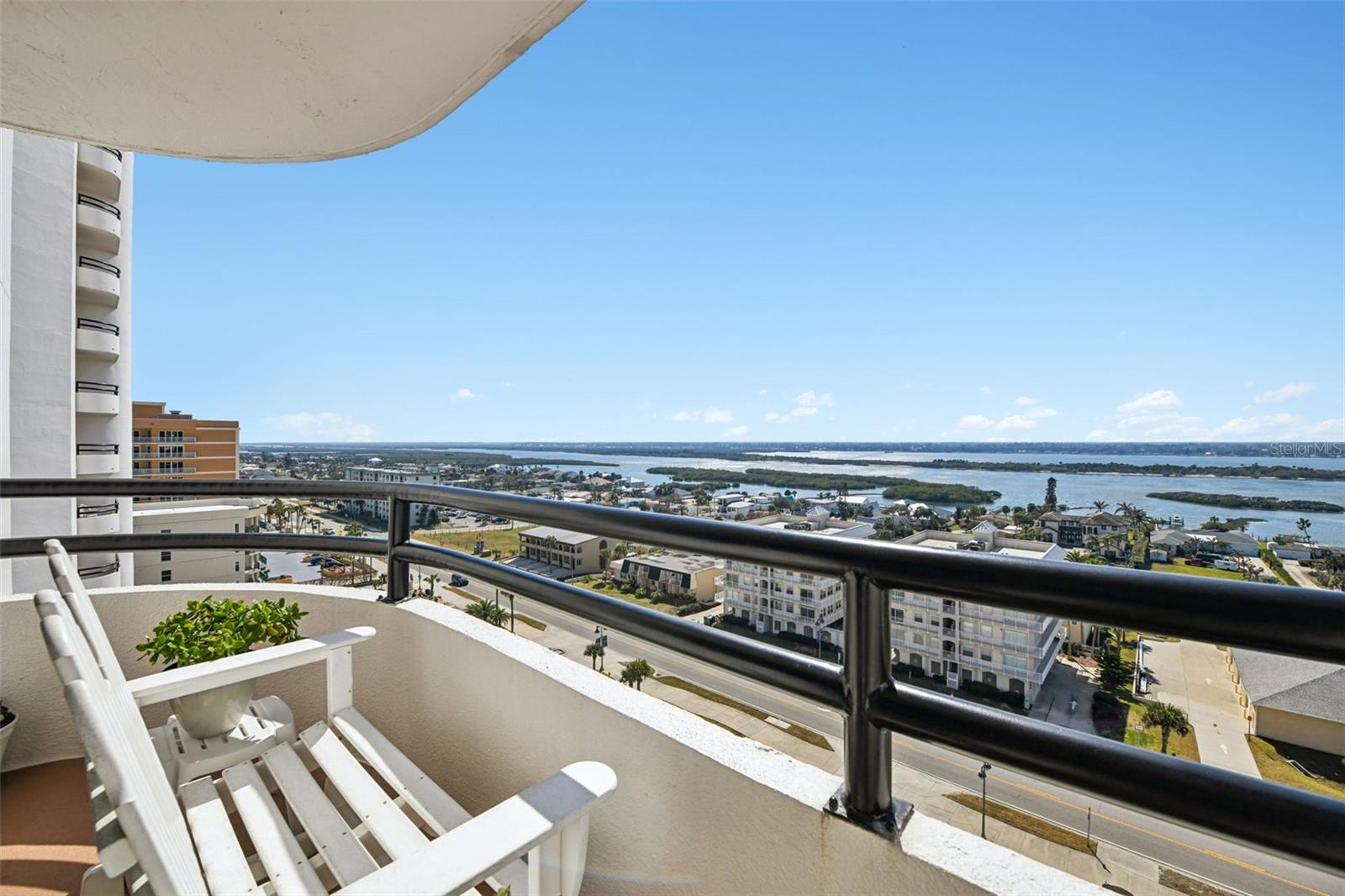 Image 59 of 81 For 3757 Atlantic Avenue 1201