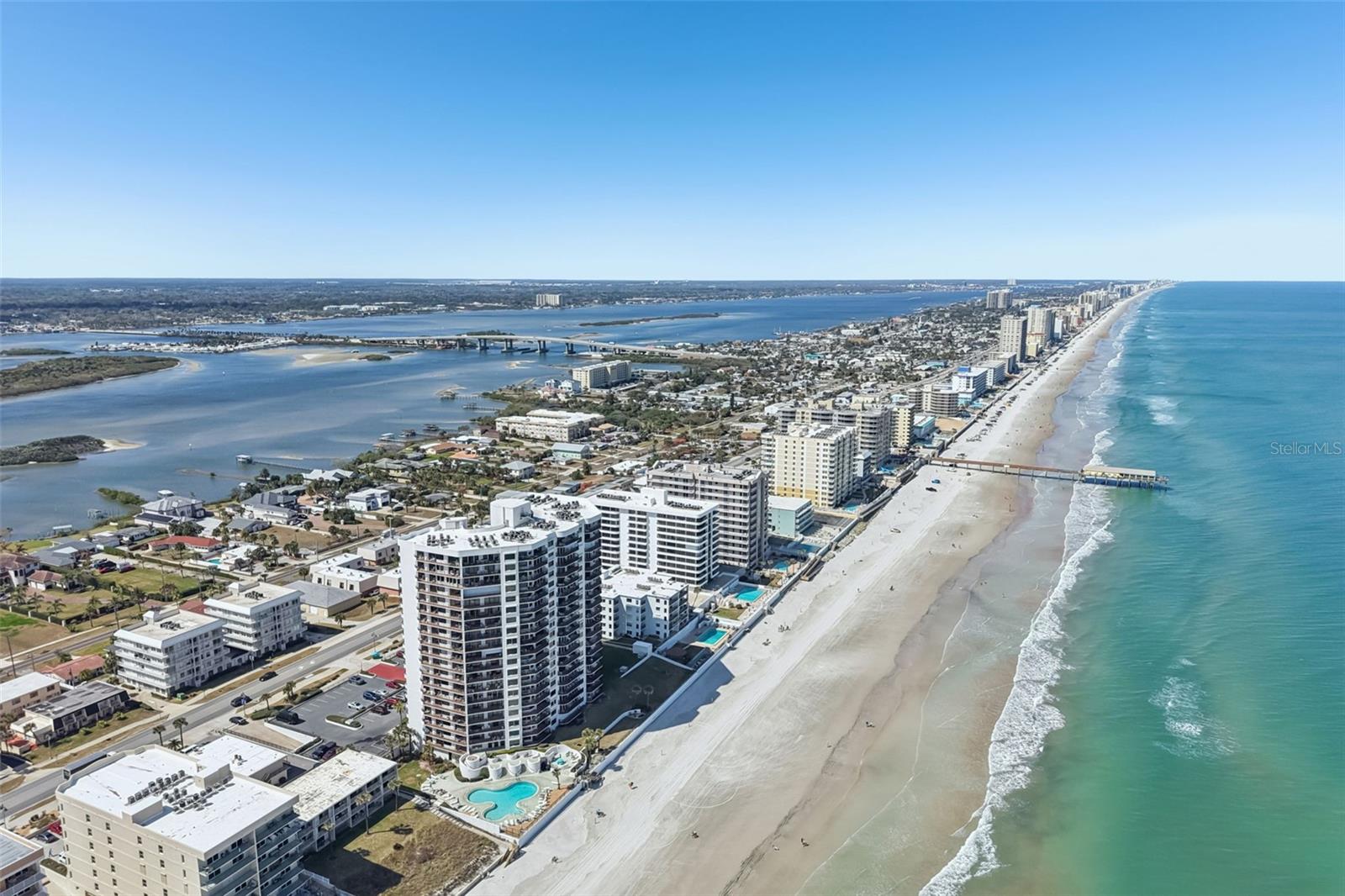 Image 6 of 81 For 3757 Atlantic Avenue 1201