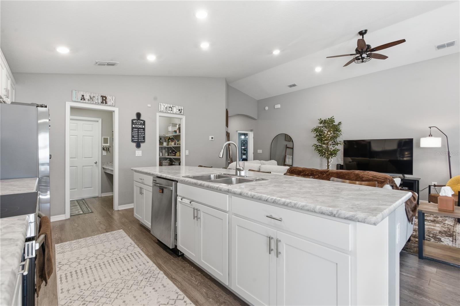 Image 13 of 38 For 6313 Gardner Drive