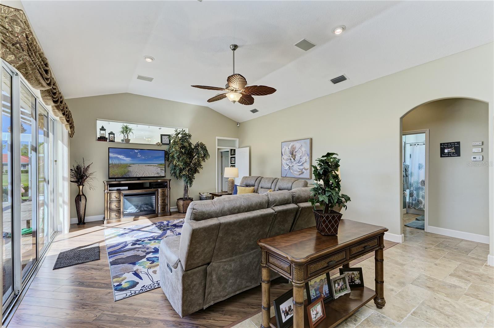 Image 9 of 12 For 8315 Eagle Crossing