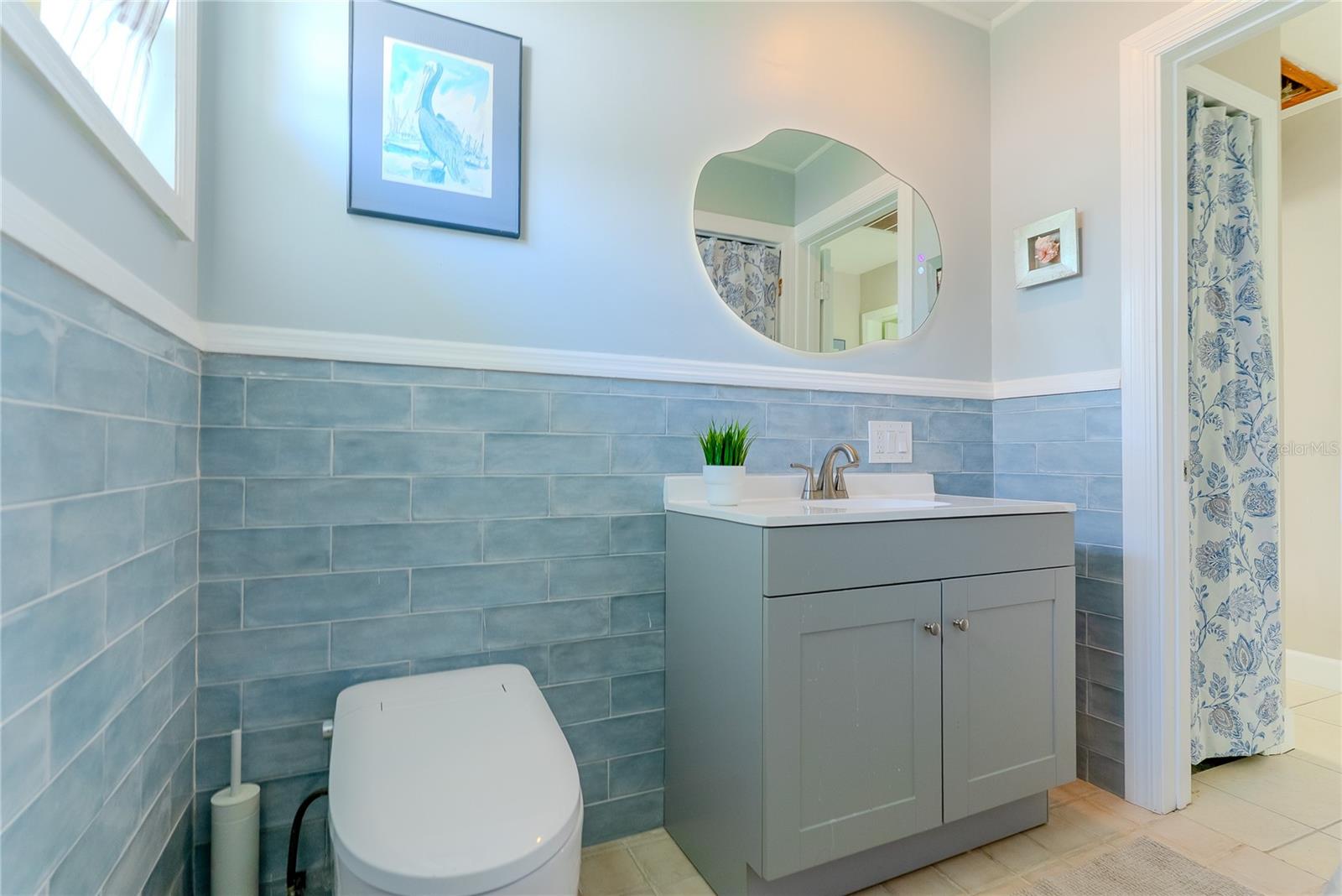 Listing photo id 24 for 412 20th Avenue