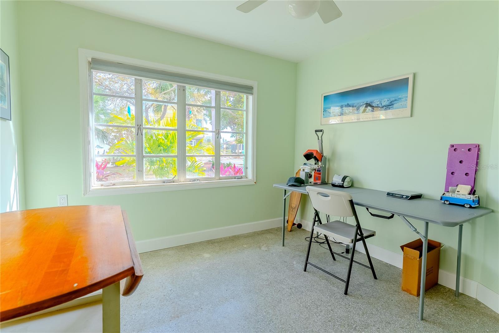 Listing photo id 27 for 412 20th Avenue