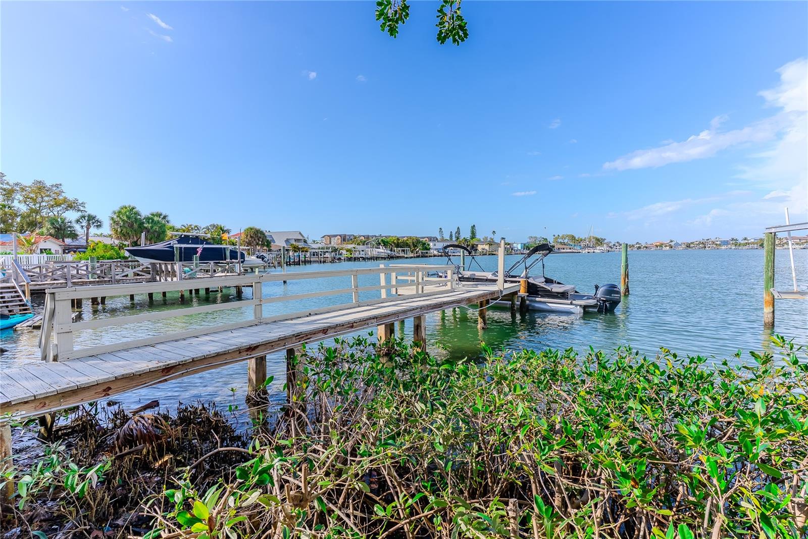 Listing photo id 30 for 412 20th Avenue