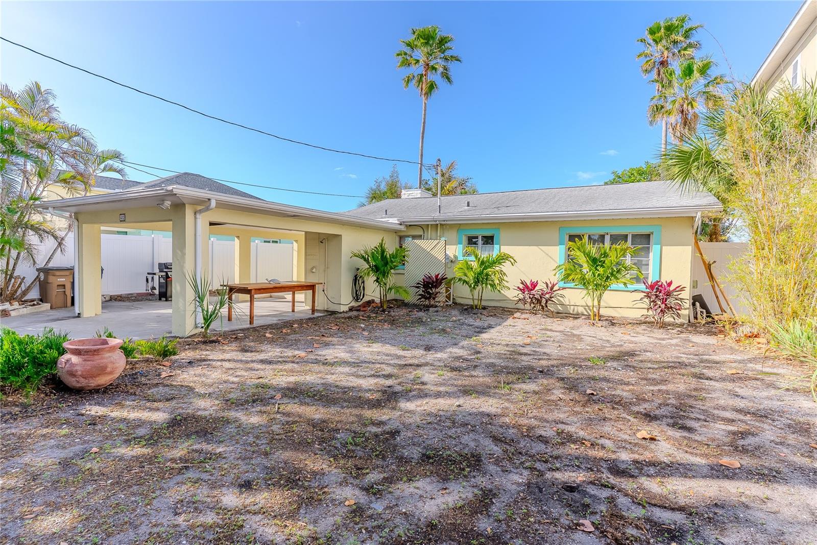 Listing photo id 6 for 412 20th Avenue