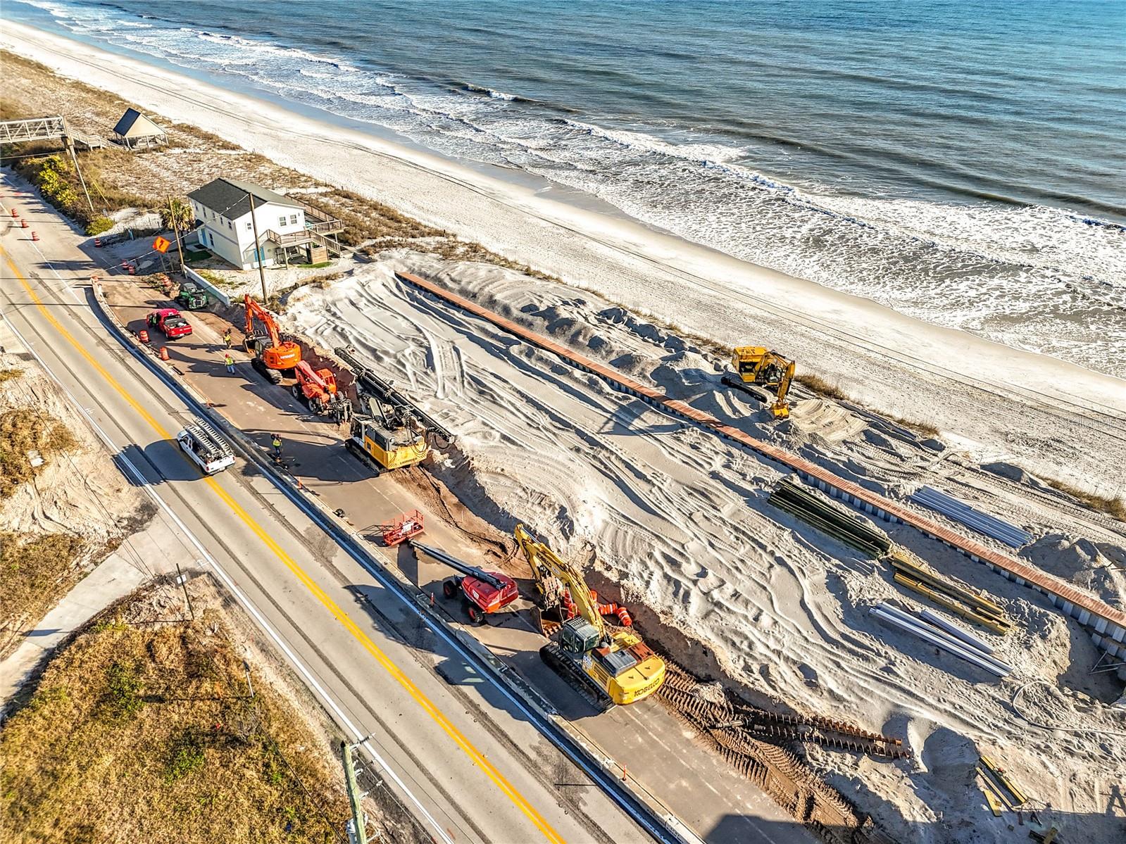 Listing photo id 5 for 3560 Coastal Highway