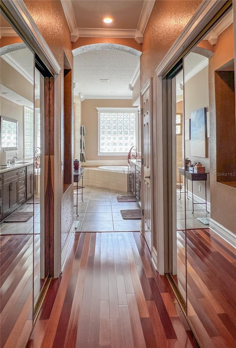 Image 27 of 95 For 8422 Shenandoah Run