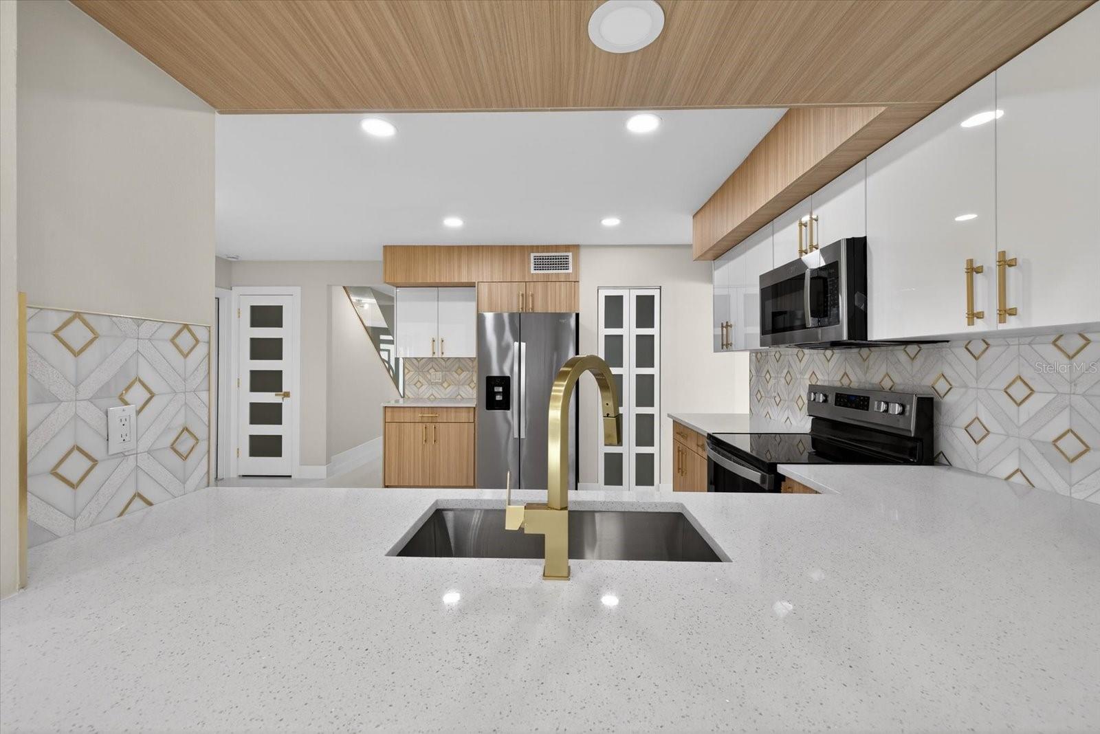 Image 16 of 58 For 7608 Palmbrook Drive