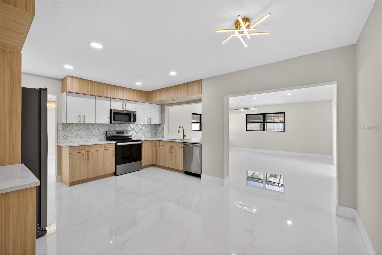 Image 17 of 58 For 7608 Palmbrook Drive